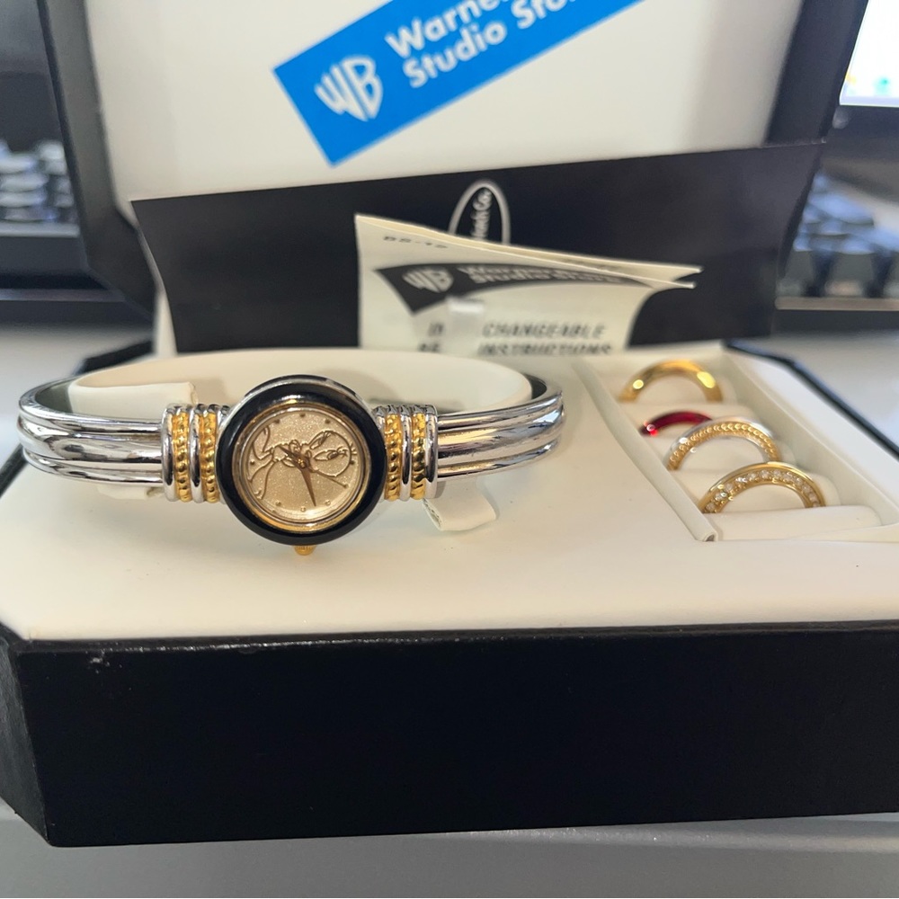 Warner bros Tweety Bird Watch